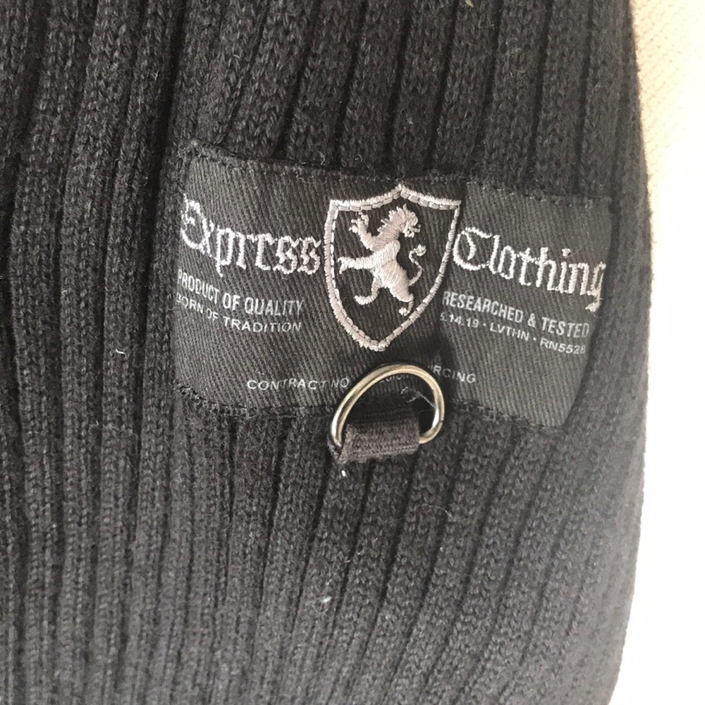 Express Sweater - Picture 2 of 3